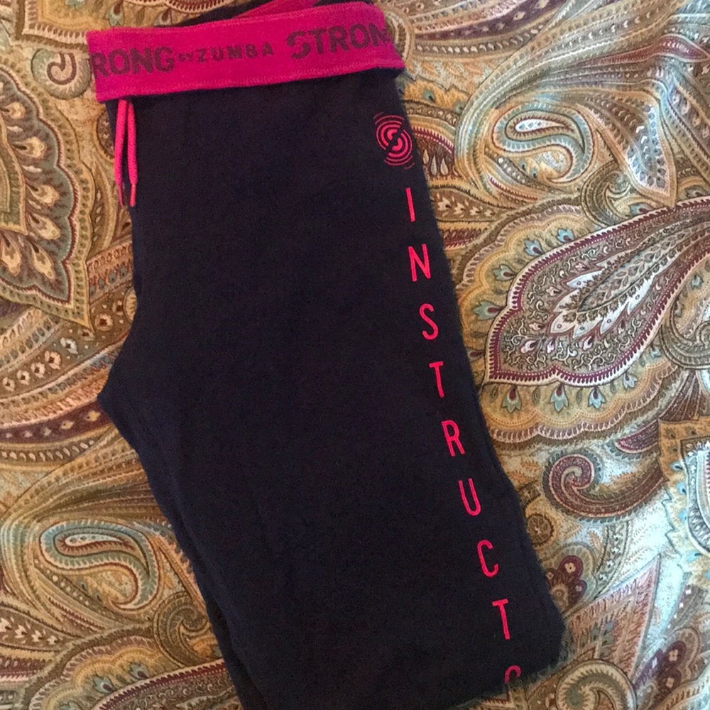 Strong by Zumba Instructor Pants - Size M